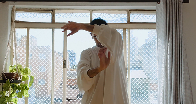 Pop Antigo”: Siso explora provocações e sentidos da pista de dança em novo  clipe